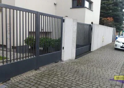 brama-dwuskrzydlowa-z-napedem-podziemnym