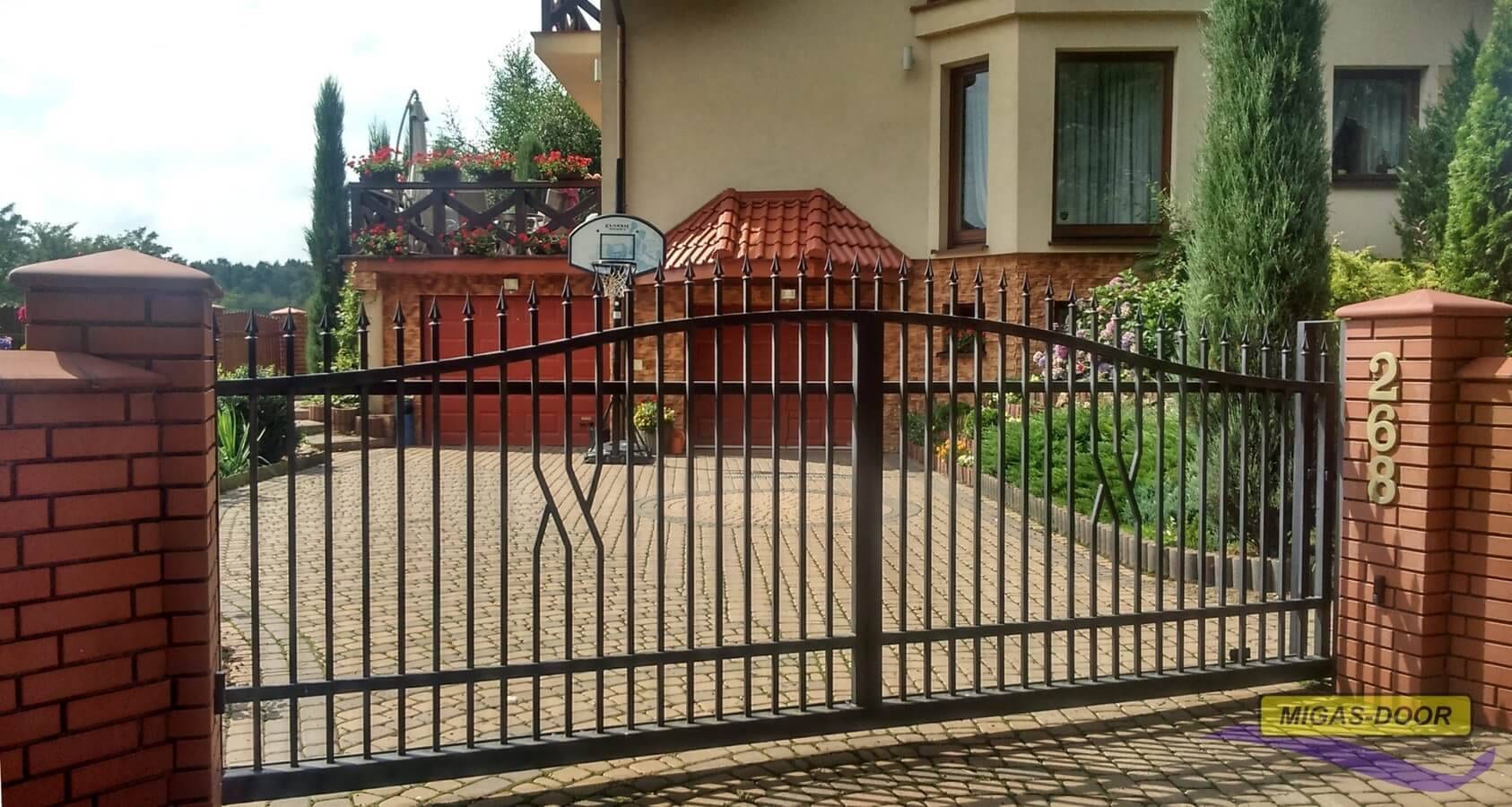 brama-ogrodzeniowa-dwuskrzydlowa-lux