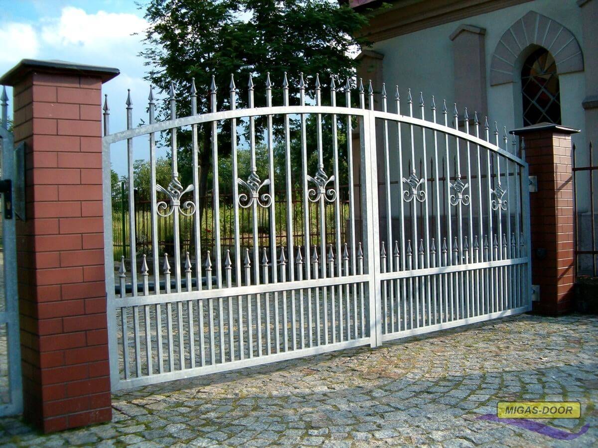 brama-ogrodzeniowa-dwuskrzydlowa