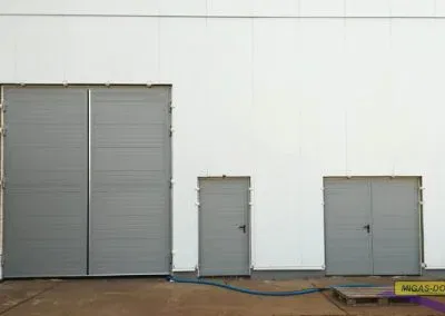 Bramy dwuskrzydłowe blacha trapezowa