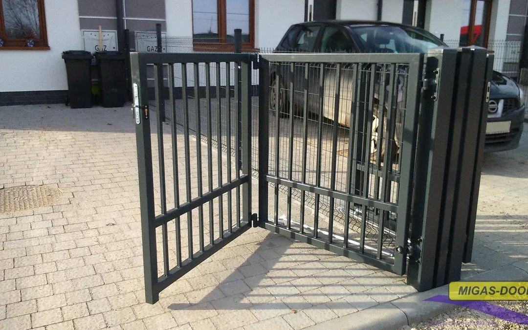 brama posesyjna harmonijkowa