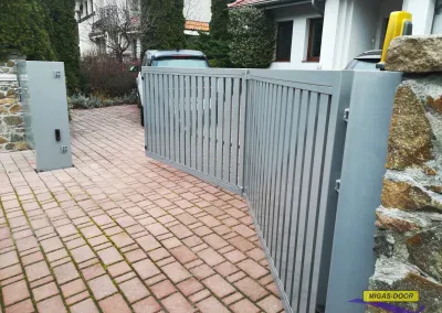 brama skrzydłowa harmonijkowa aluminium