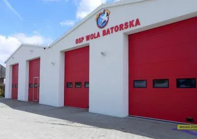 Segmentowe bramy przemysłowe