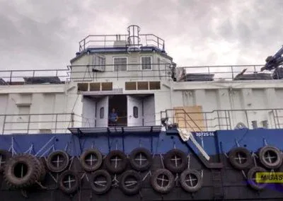 Brama harmonijkowa na kutrze rybackim