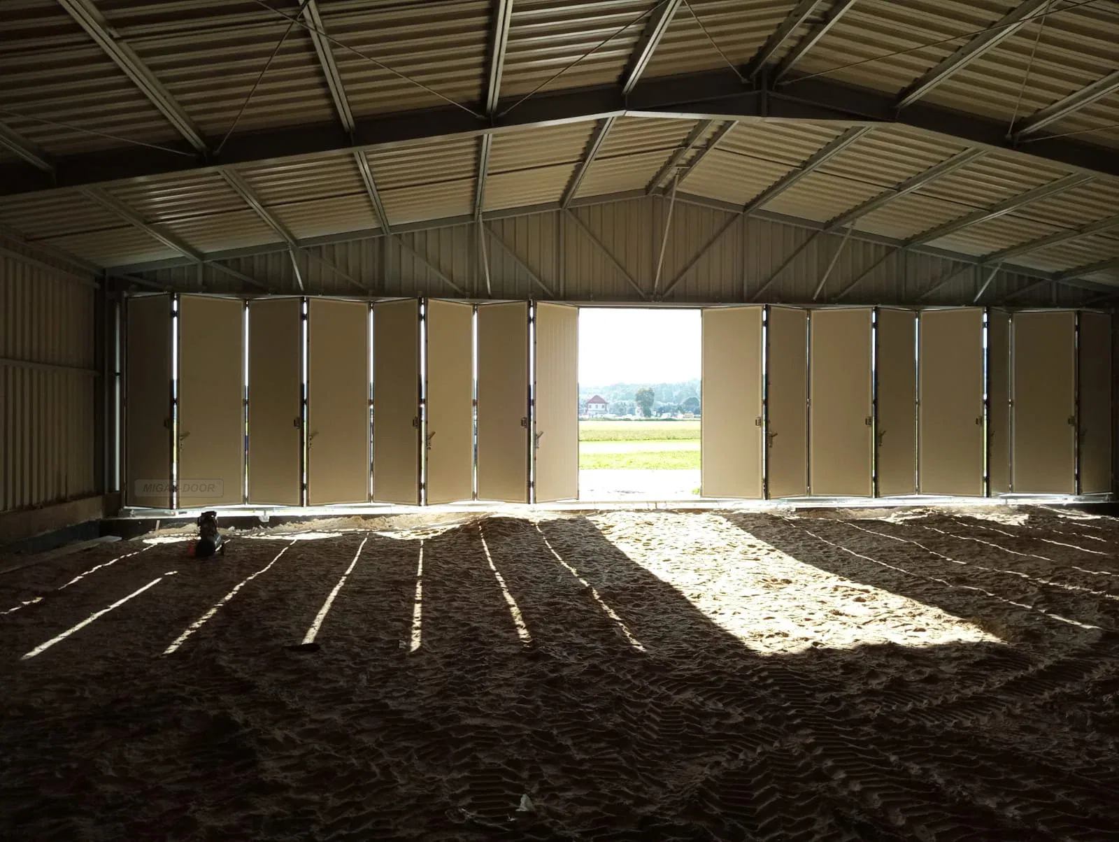 Bramy harmonijkowe przemysłowe do hangaru Migas-Door