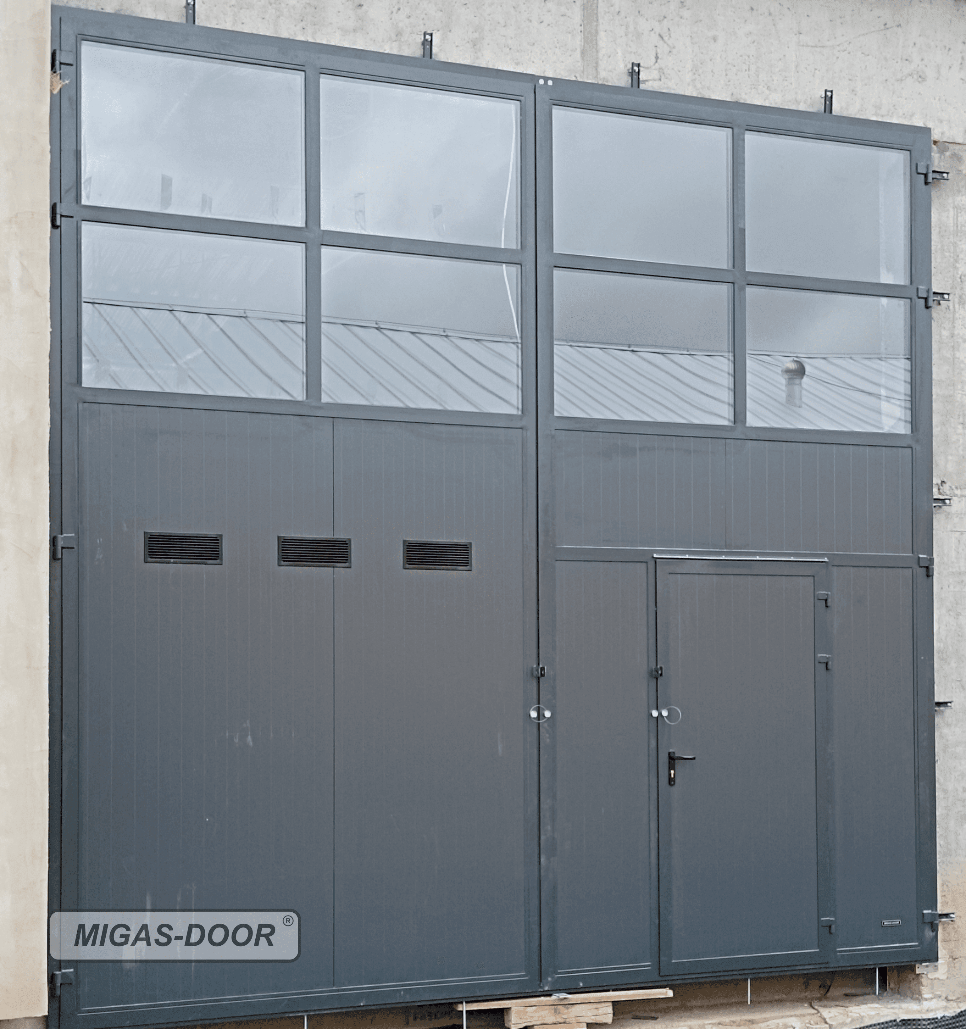 brama dwuskrzydłowa przemysłowa furtka przeszklenia wentylacja plombownice 2