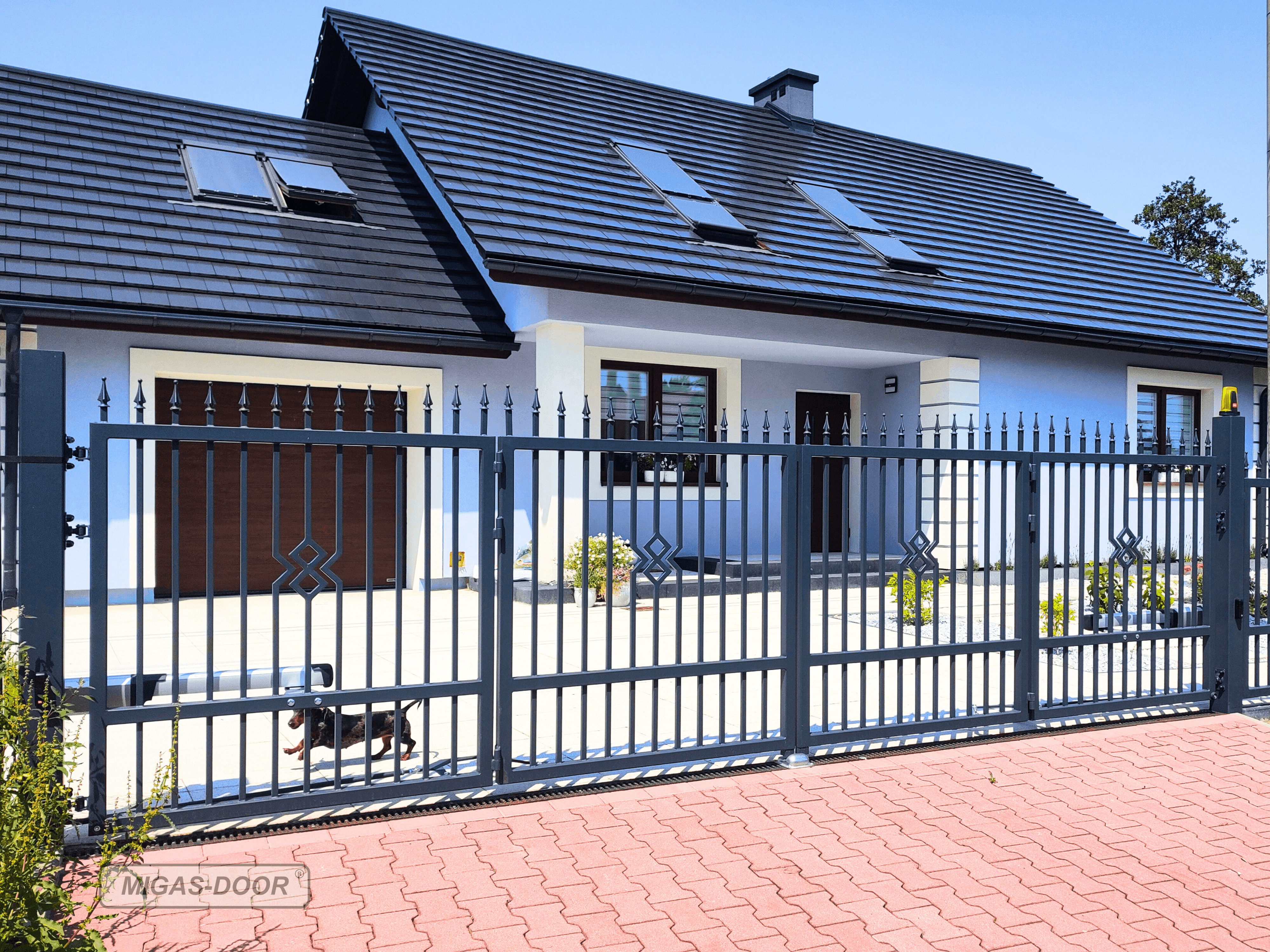 brama harmonijkowa wzór z ozdobnikiem