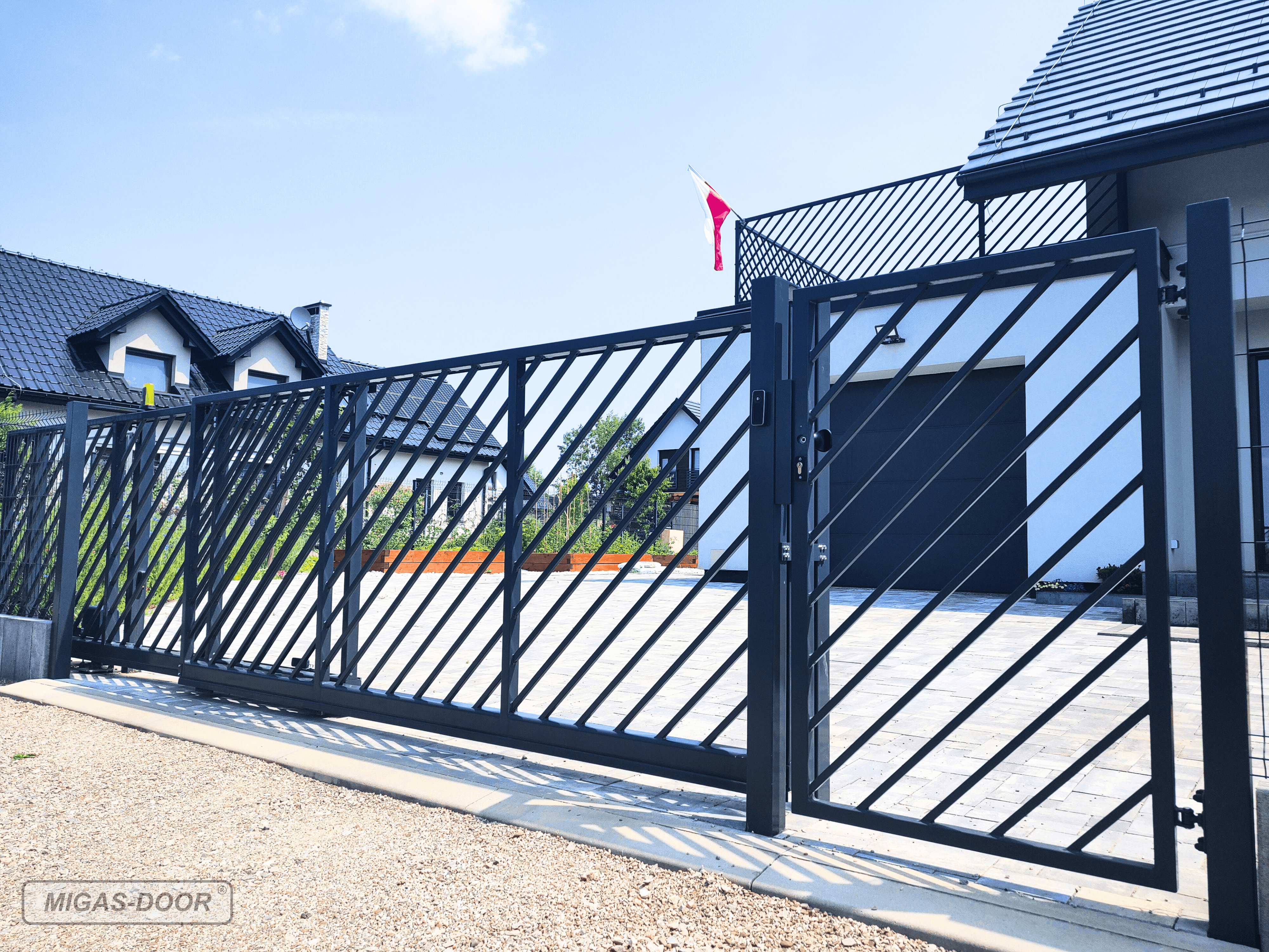 brama teleskopowa + furtka skos 3