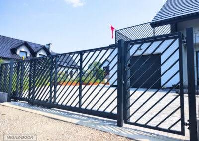 brama teleskopowa + furtka skos