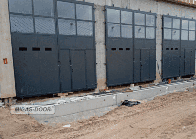 bramy dwuskrzydłowe przemysłowe antracyt wojsko