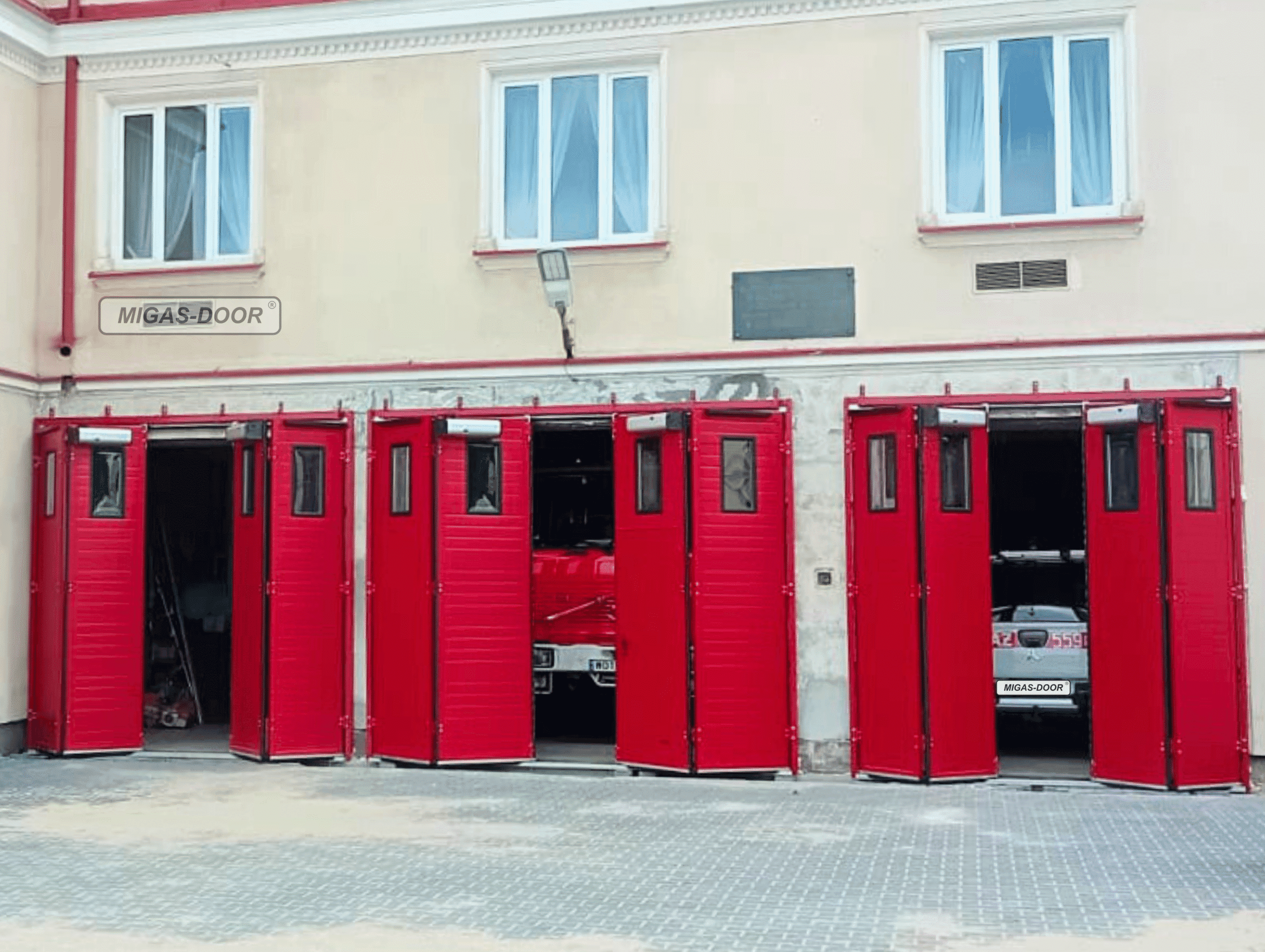 bramy harmonijkowe automatyczne straż pożarna