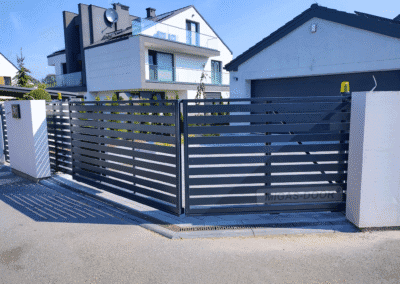 Brama teleskopowa Nowoczesna Formuła Migas-Door